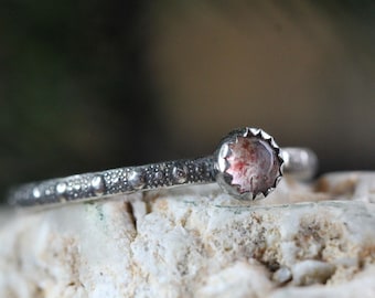 Strawberry Quartz Sterling Silver Stacking Ring - Dotted Band