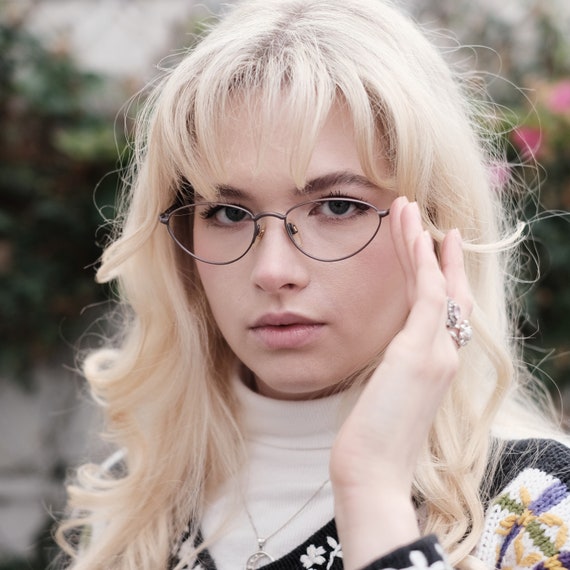 Feminine eyeglasses hotsell