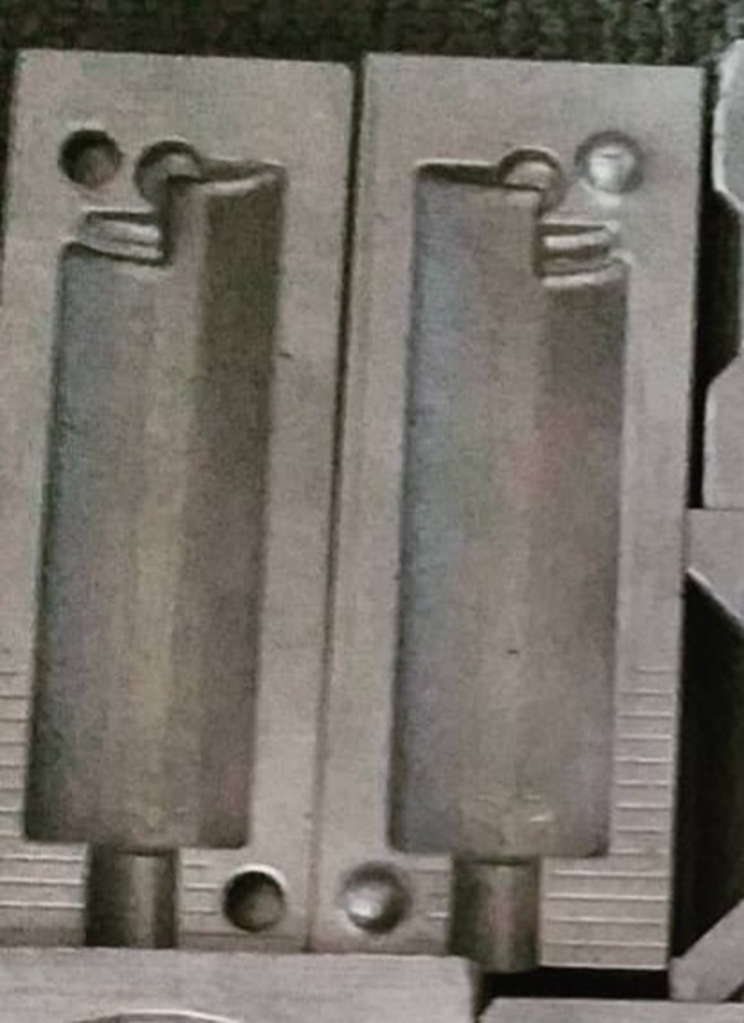 2 Sided BIC LIGHTER Pour/blow in Mold Etsy