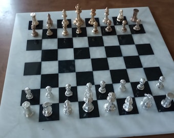 Chess Piece Set , Pour chess pieces with any molten metals, metal pouring, glassblowing