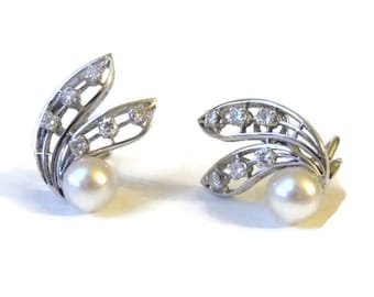 18k White Gold and Diamond Clip Earrings with Pearls