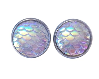 Puces d'oreilles écailles de sirène irisées : acier inoxydable hypoallergénique