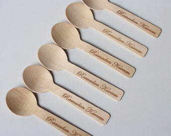 Cuillères à crème glacée personnalisées, mini cuillère gravée, cotillons de cuisine, cotillons pour les enfants, faveurs de douche de mariage cuillères en bois