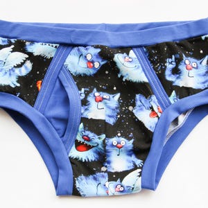 Cartoon cats on men&#39;s briefs. For adult men only