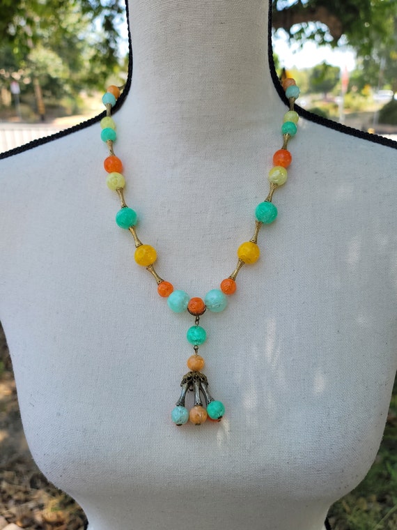 Retro 1960s vibrant necklace