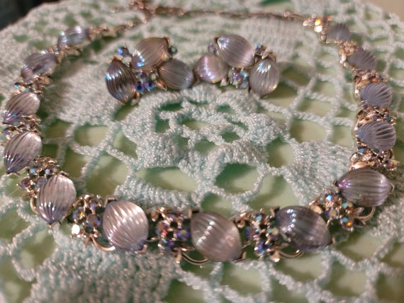 Vintage Lisner Parure Necklace and earrings