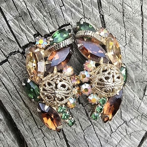 Vintage Juliana Clip on rhinestone earrings