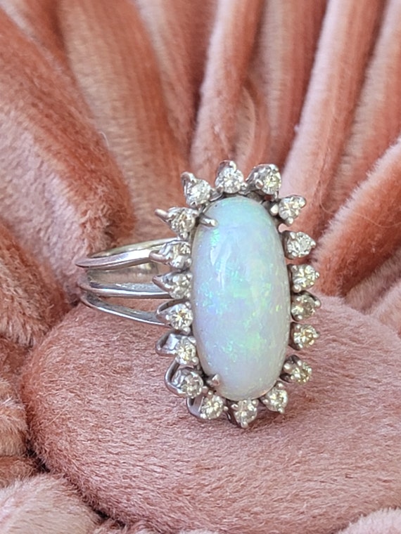 Stunning vintage opal and diamond  ring 14k white… - image 10