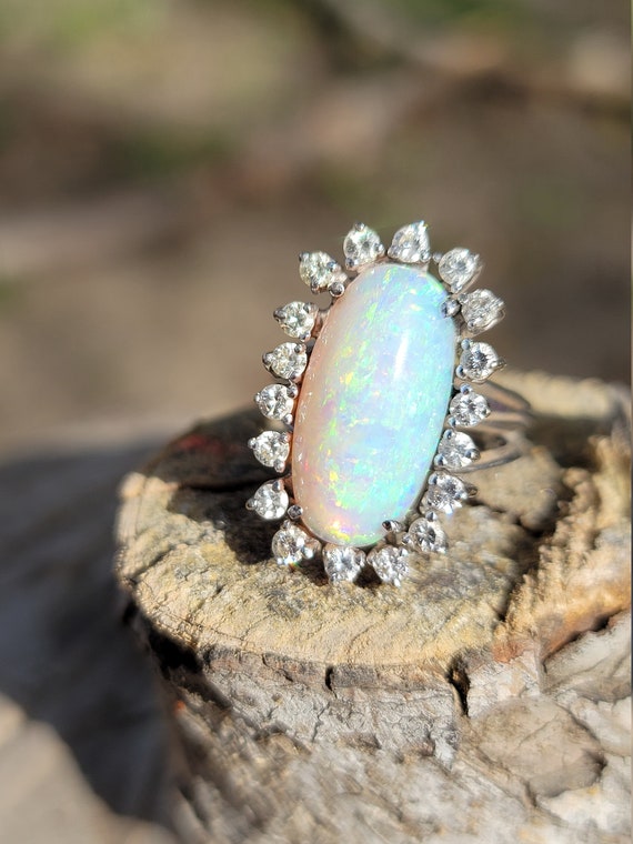Stunning vintage opal and diamond  ring 14k white… - image 8