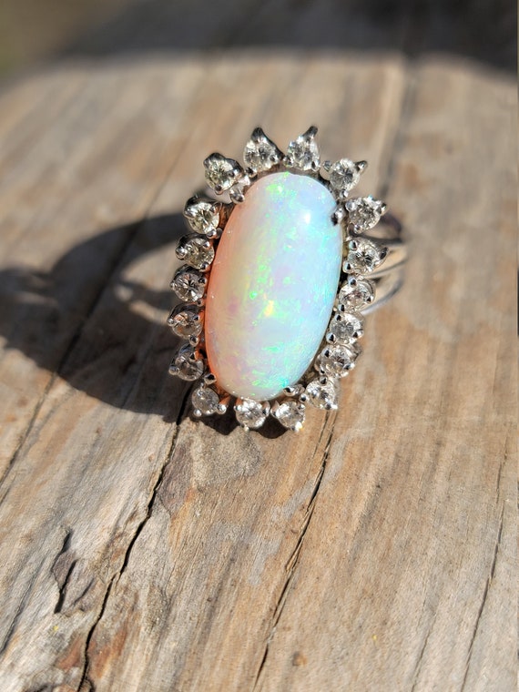 Stunning vintage opal and diamond  ring 14k white… - image 4