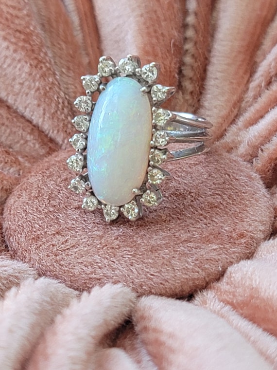 Stunning vintage opal and diamond  ring 14k white… - image 6