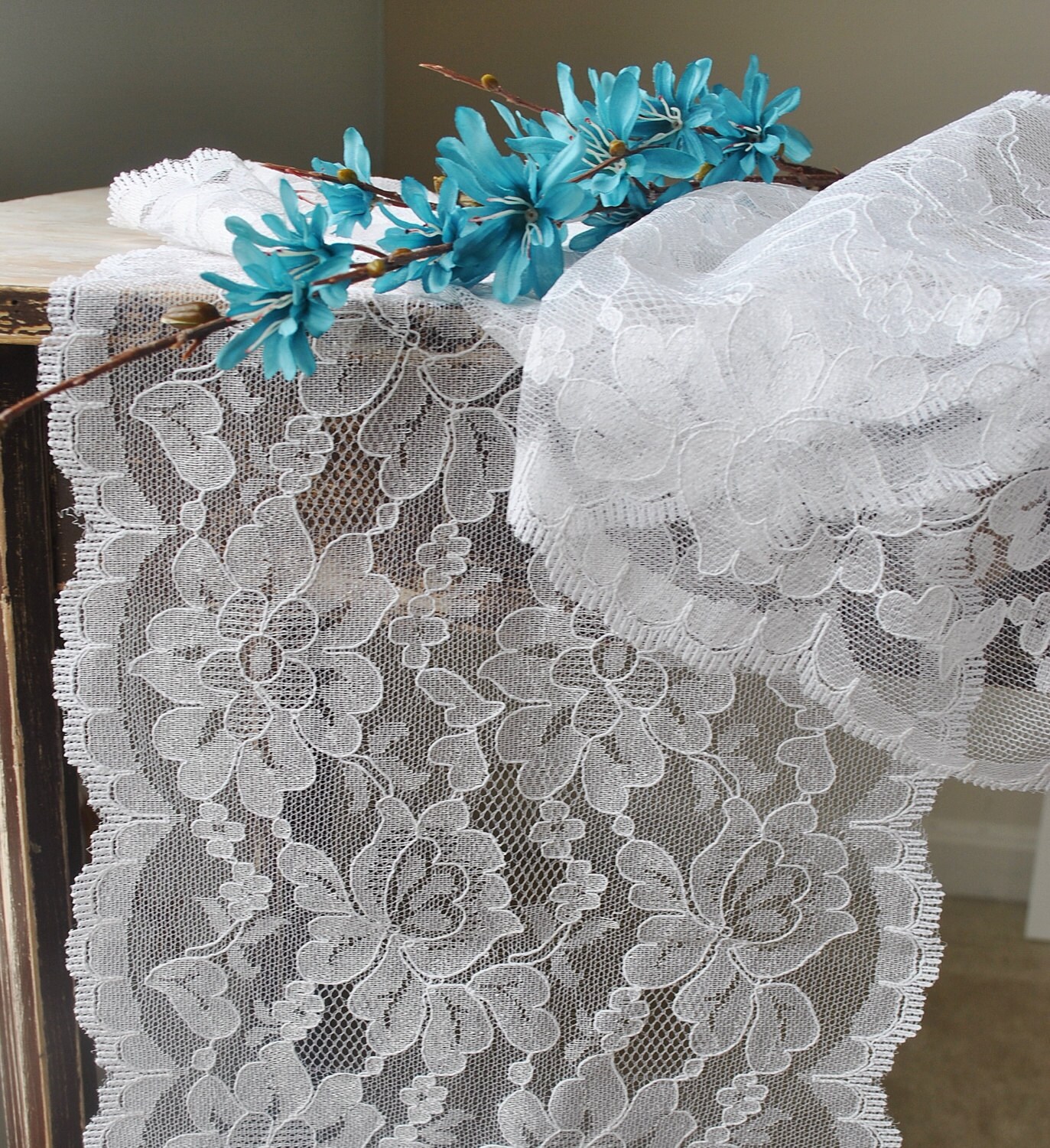 simple white lace styles
