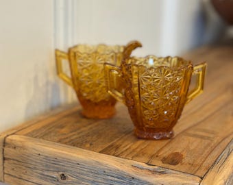 Vintage L.G. Wright Daisy & Button Amber Glass Creamer and Sugar Set – Honey Gold Pressed Glass