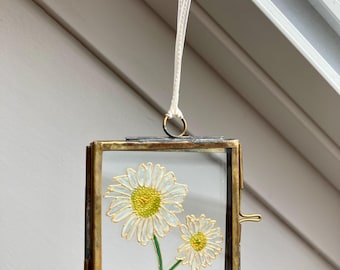 atrapasoles de margarita de vidrieras, segundas piezas, arte de flor de nacimiento de abril imperfecto,
