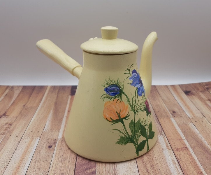 Français Bouilloire en Émail Vintage ou Théière, Décor Floral Peint à La Main. Pot Émaillé, de Cuisi