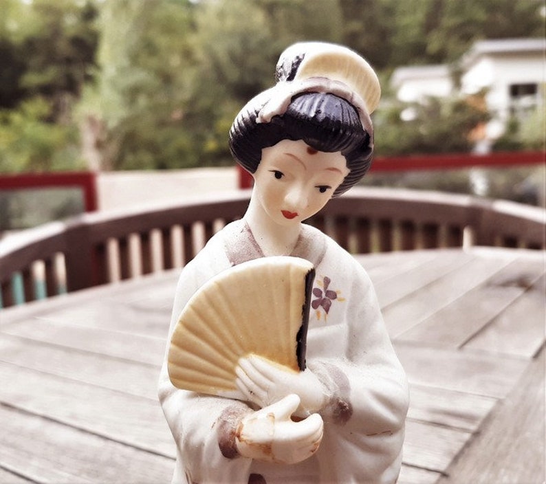 Vintage Geisha Porcelain Figurine Japanese Geisha Statue Vintage Ceramic Geisha figurine holding a fan