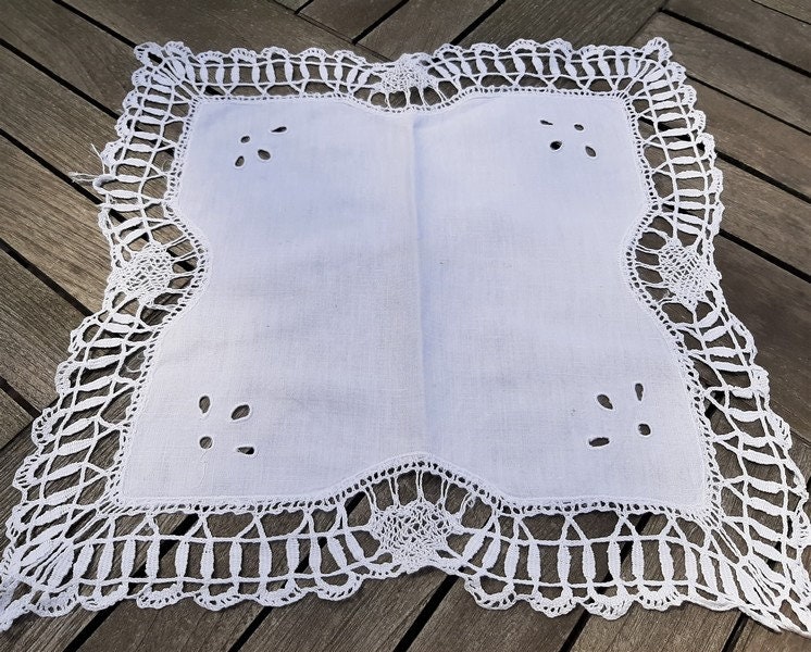 Français Tissu Antique de Plateau Blanc Lin, Napperon, La Main Faite Brodée, Dentelle Crochet Napper