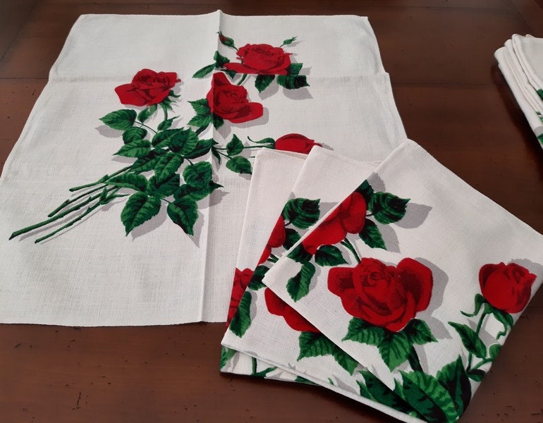 Ensemble de 6 Français Serviettes Florales Vintage Blanches et Rouges, Décor Floral Roses 2 Ensemble