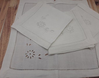 フランスのアンティークホワイトリネンナプキンケースまたはハンカチ