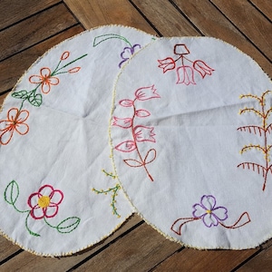 French vintage white linen doilies, set of 2, hand embroidered, embroidered doily,red blue and yellow floral decor