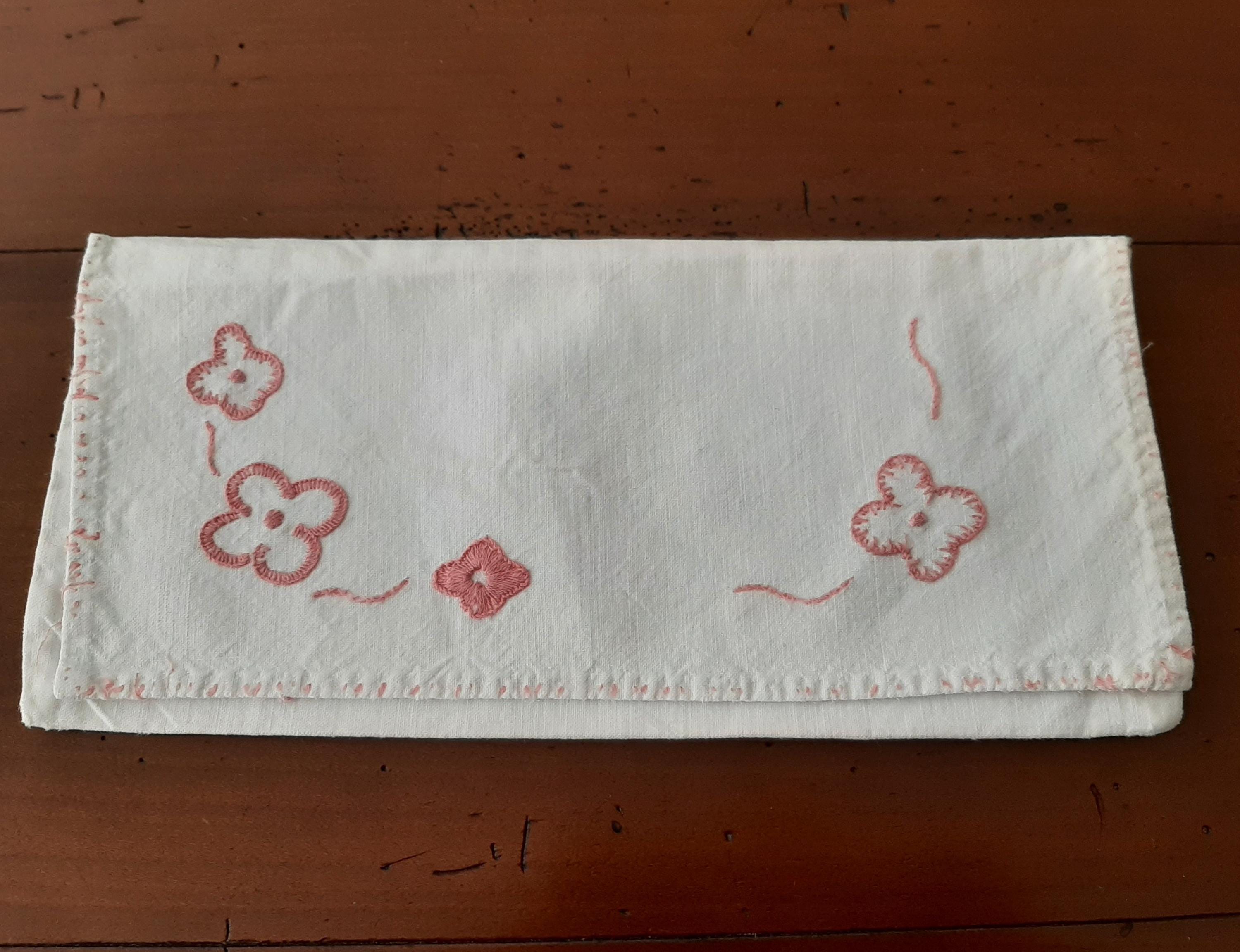 フランスのアンティークホワイトリネンナプキンケースまたはハンカチ