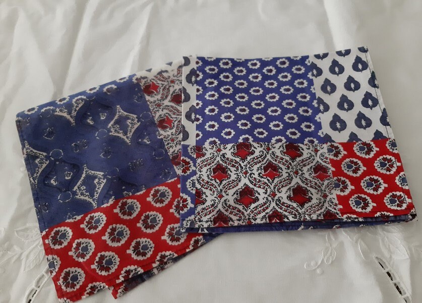 Lot de 2 Français Serviettes Provençales Vintage Rouges et Bleues, Provence Côte d'azur, Florales Bl