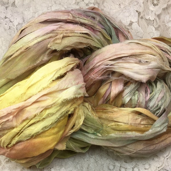 hand dyed sari silk 65 to 72 yds  speckled victorian great adirondack mixed media knitting yarn costumes altered art trim scrapbookin