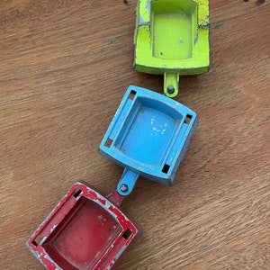 Vintage 3 piece Tootsie Toy Die Cast Trailers