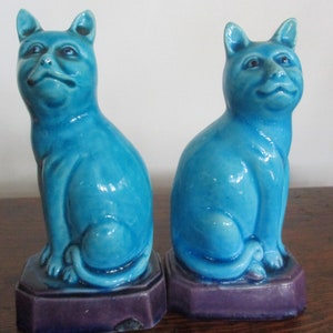 China. Pair of 20th Century Chinese Turquoise Porcelain Cats