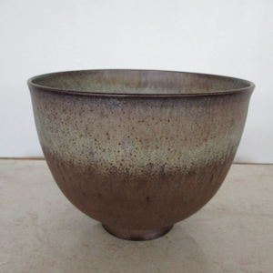 SCHEIER Pottery.  Fine Edwin & Mary Scheier Studio Pottery Footed Bowl - Excellent