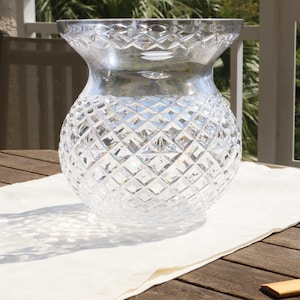 Ireland.  Large WATERFORD Crystal Vase - Excellent