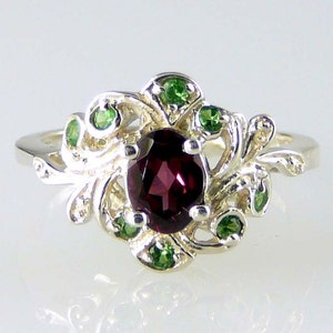 Natural Rhodolite Garnet & Tsavorite Garnet Flower Ring 925 SS Sterling Silver