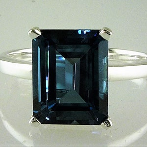 Genuine Emerald Cut London Blue Topaz solitaire Ring, 10X8 MM, 4.19 Carats
