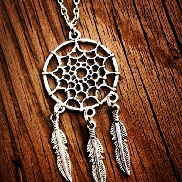 Dream Catcher Necklace Silver Feathers Necklace Country Boho Native Inspired Dreamcatcher Feather Necklace Free Spirit Gypsy