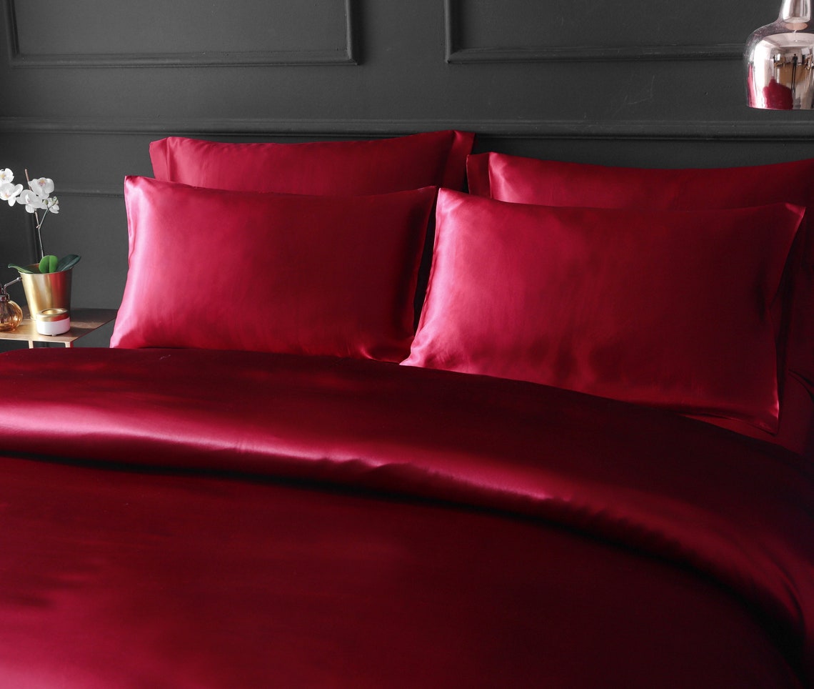 Pure silk duvet cover in Red Wine color. 22 momme thickness Etsy