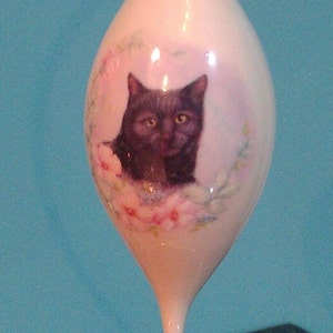 Cat Ornament Keepsake in Porcelain gift under 20