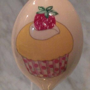 Ornament White Porcelain Cup Cake Keepsake