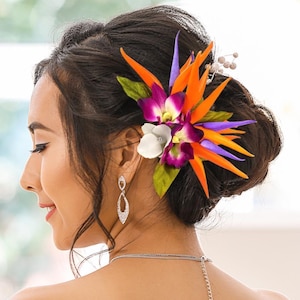 Tropical flower hair accessory, Bird of Paradise, Wedding Headpiece, Bridal hair clip, Hawaiian flower, Bridal hair comb, Beach wedding