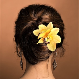 YELLOW ORCHID Hair flowers - Wedding, Hair clip, Headpiece, Bridal, Hair piece, Flower fascinator, Tropical Flower, Hair Accessory, Pearls