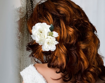 GARDENIA HAIR fiore, fermaglio per capelli tropicale, accessorio per capelli da sposa, pezzo di capelli da sposa, spiaggia, copricapo da sposa, fiore hawaiano, fascinatore