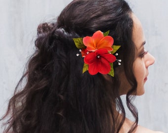 Hawaiian hair flower, Wedding Headpiece, Real touch flower, hair accessory, Beach, Tropical hair clip, Plumeria, Bridal hair comb,Fascinator