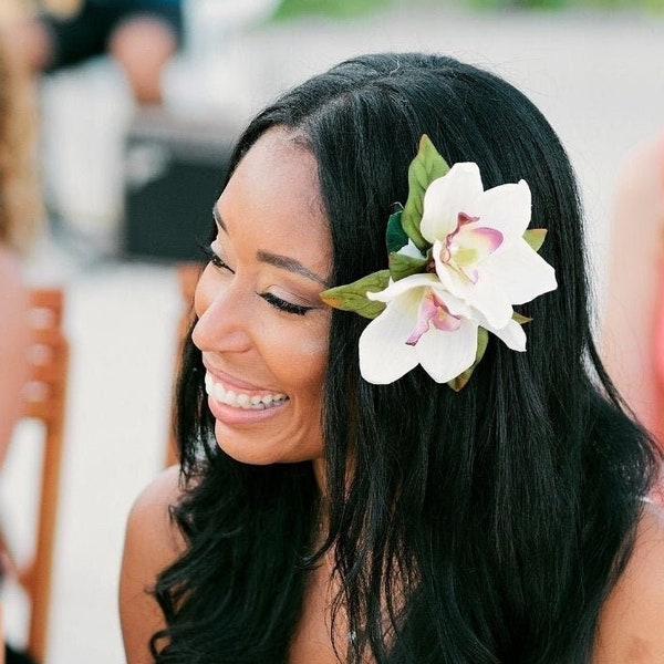 Wedding Headpiece, Hair accessory, Bridal Hair flower, White silk orchid Hair clip, fascinator, Hair comb, Beach, Hawaiian flower clip, pin