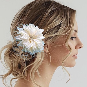 Ivory Seide Dahlie Hochzeit Kopfschmuck, Braut Haarteil nach Maß, Crystal Starfish, Braut Haarschmuck nach Maß, Fascinator