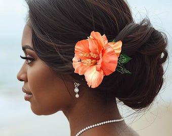 Tropical Hawaiian Hibiscus Hair clip, hair accessory, Bridal Hair Flower, Wedding Headpiece, Silk Flower, Beach wedding bridal hair comb