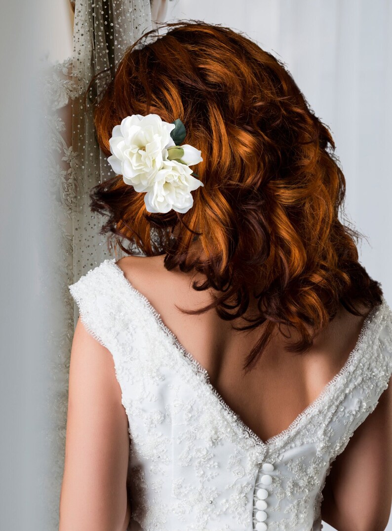 GARDENIA HAIR flower, Tropical Hair clip, Wedding Hair Accessory, Bridal Hair piece, Beach, Bridal Headpiece, Hawaiian Flower, Fascinator image 1