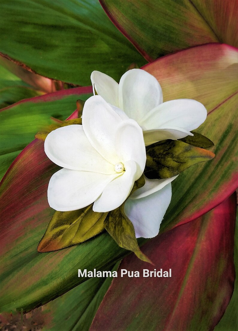 Headpiece WEDDING Hair comb Real Touch Hawaiian Plumeria flower Destination Beach Wedding Silk flowers Hairpiece Bridal Hair Accessory
