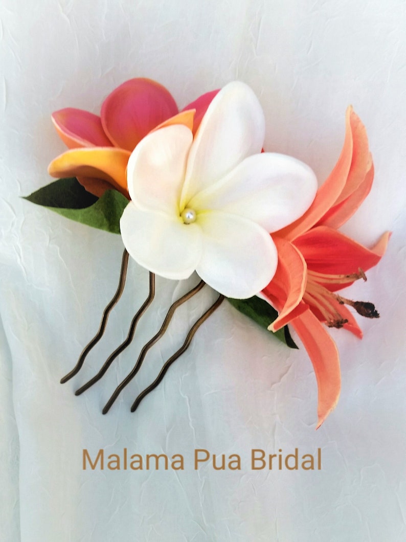 Real Touch Tropical Flower Bridal hair comb accessory Custom hair piece Beach wedding Hawaiian Plumeria /& Lily silk flowers Fascinator
