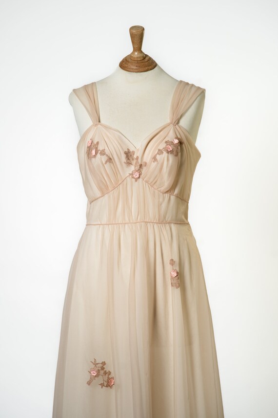 1950s / 1960s Pink / Brown Nightgown with Floral … - image 3