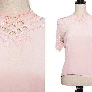 1940s Pink Morlove Blouse / 40s Button Shirt / Keyhole Cutout / Bust 41"