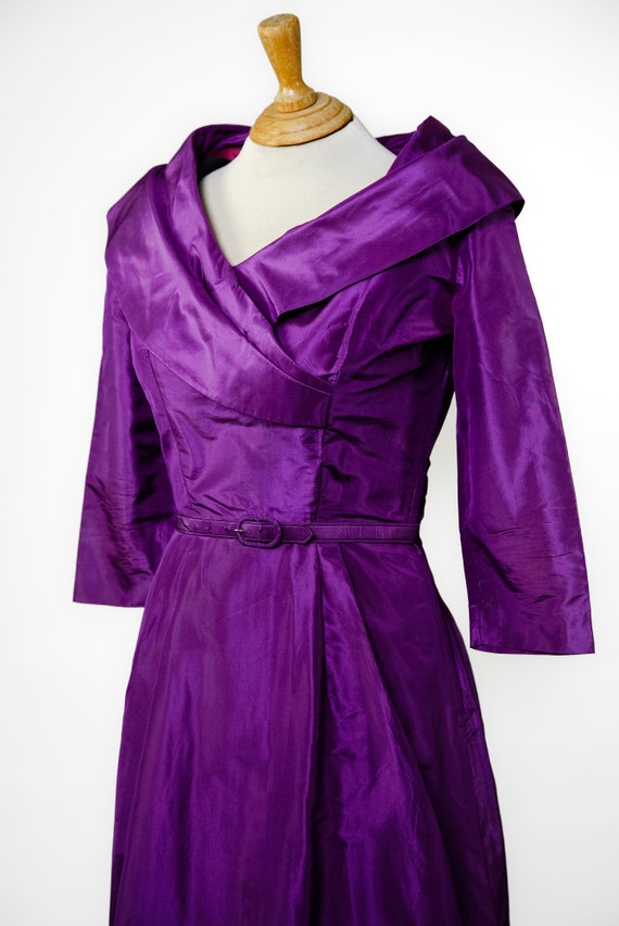 1950s REMBRANDT Royal Purple Silk Dress with Dram… - image 5